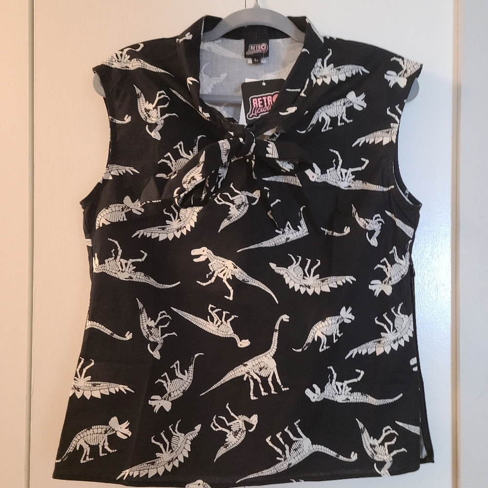 Retrolicious blouse